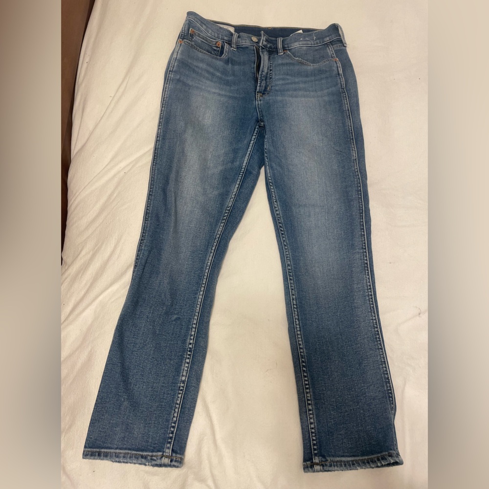 Vintage Slim High Rise Gap Jeans Size 6/28